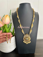 Imitation CZ peacock chain set