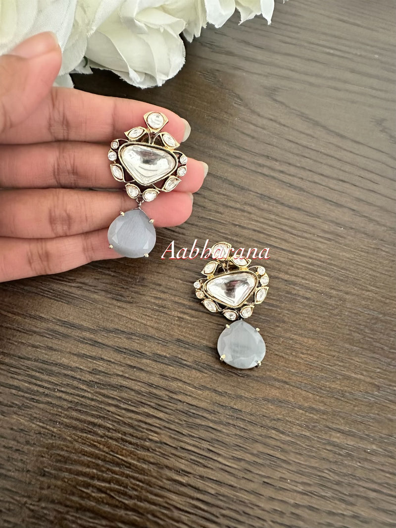 Kundan dual tone earrings