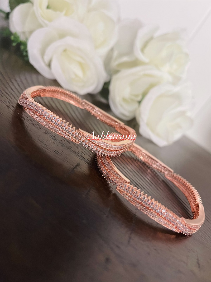 CZ wavy bangles