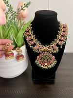 Imitation kemp peacock necklace set