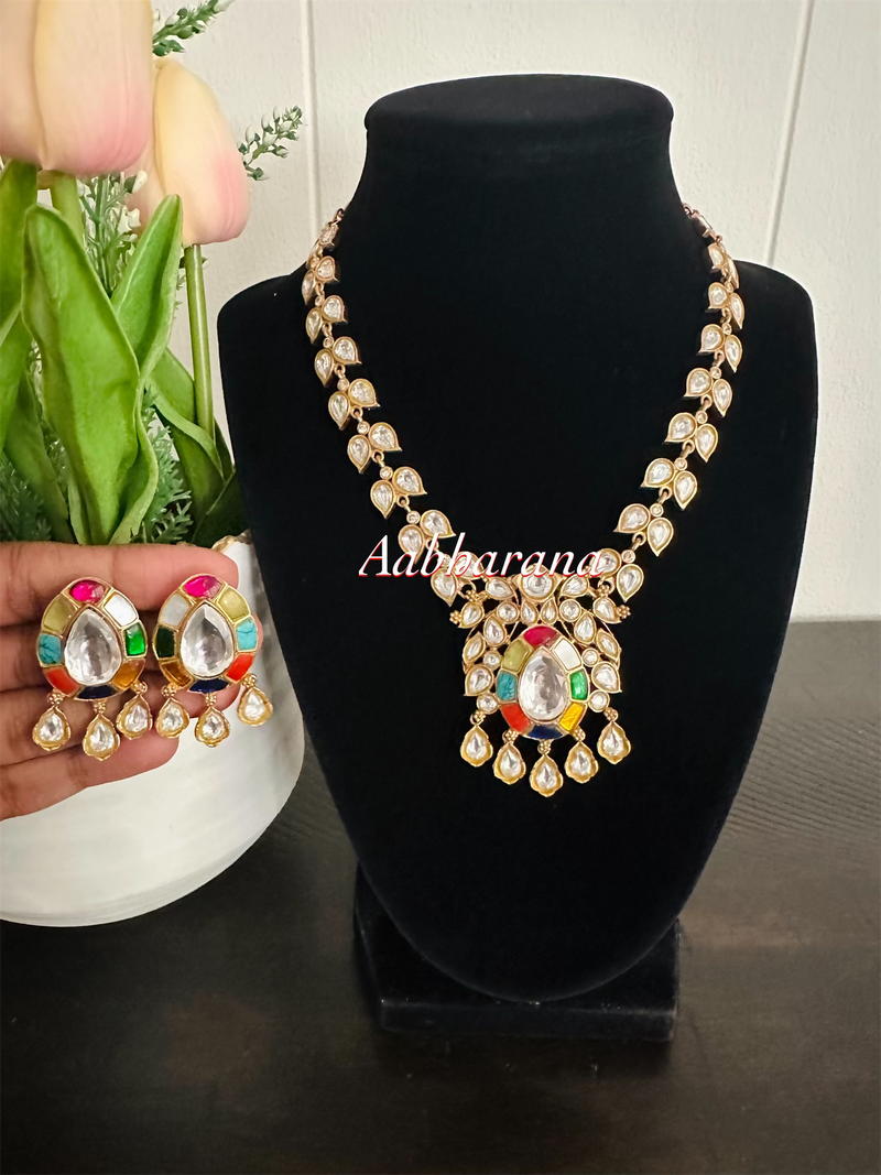 Kundan floral necklace set
