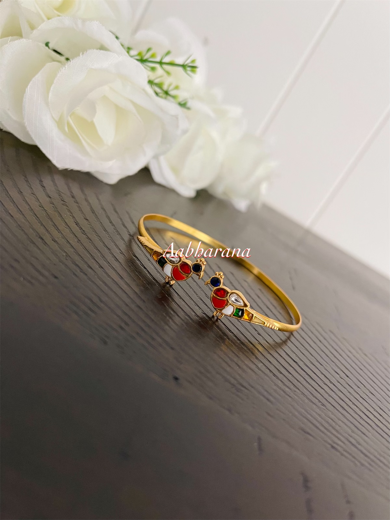 Kundan jadau bird bracelet