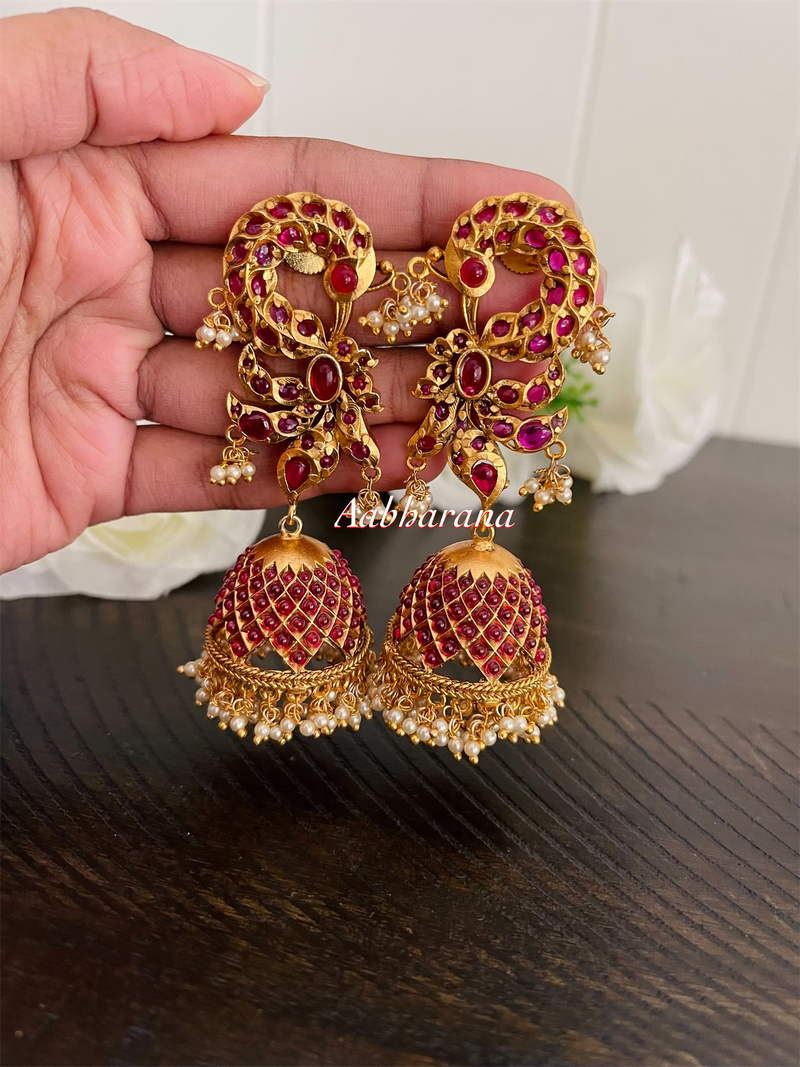 Imitation kemp peacock earrings