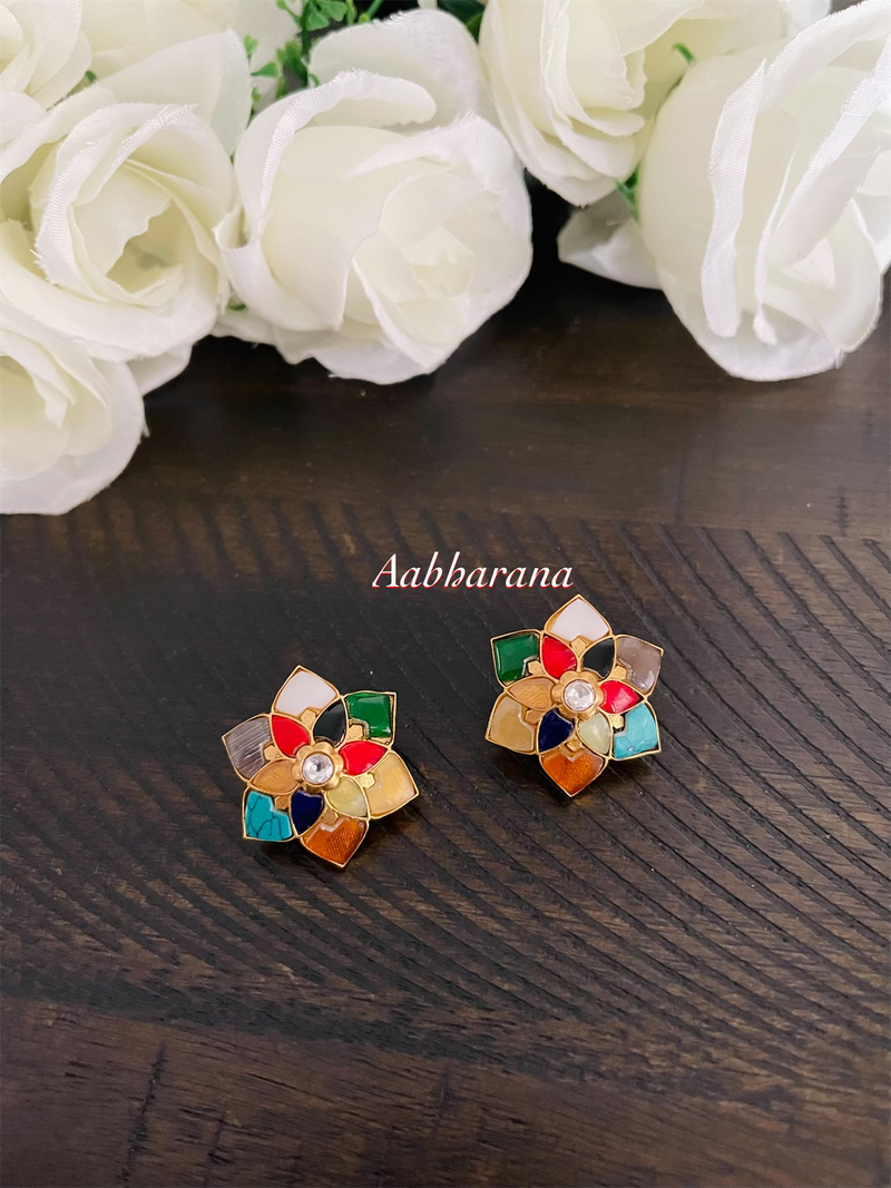 Kundan flower stud earrings